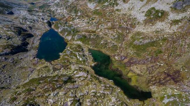 Les lacs de la Tempête - Entre Eaux et Roches à 2031m d'altitude