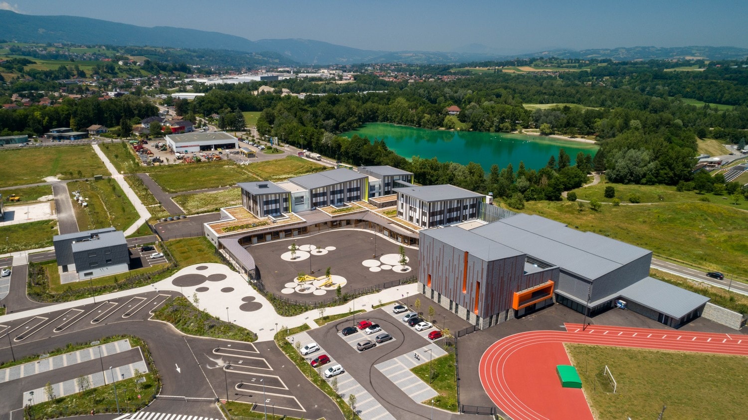 College du Chéran en drone - Annecy