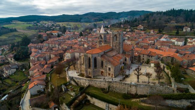 Saint-Étienne : Saint-Bonnet-le-Château - Prises de vues aériennes par drone